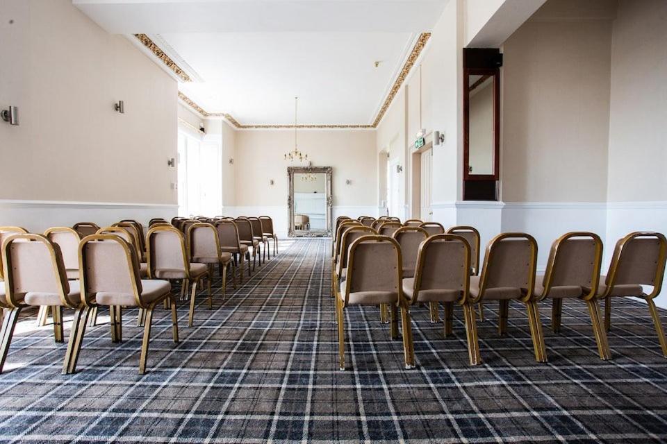 Beveridge Park Hotel Kirkcaldy Exterior photo